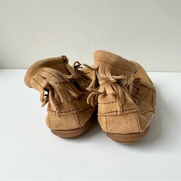 Minnetonka Ankle Boots - Picture 6 of 6